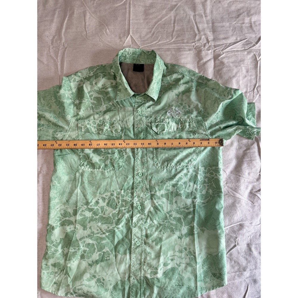 Realtree Fishing Shirt Mens Large Green Camo Short Sleeve Button Down Wave L - Picture 11 of 12